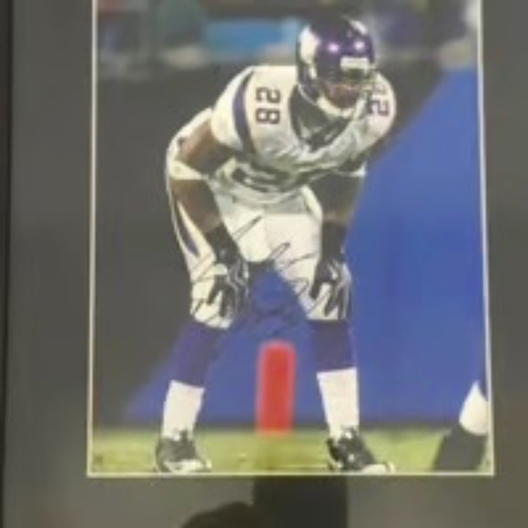 NFL Adrian Peterson Minnesota Vikings Autographed Signed Poster\Picture - Picture 1 of 6
